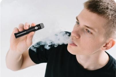 Perché i vaporizzatori a basso contenuto di nicotina stanno guadagnando popolarità e come usarli